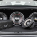 Los mejores subwoofers para coche en 2026: guía de compra completa