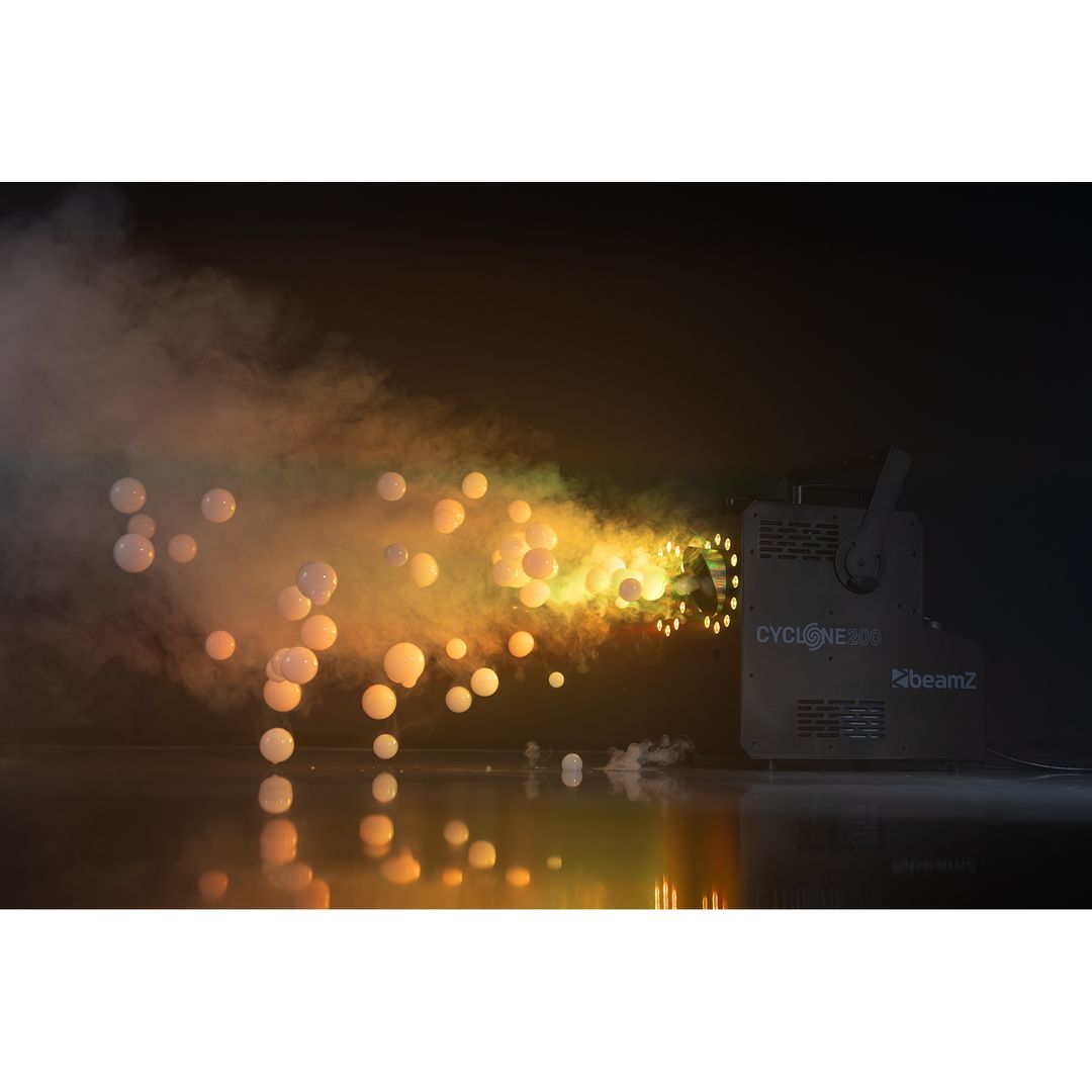 Máquina de Humo y Burbujas con 24 LEDs RGBW y DMX BeamZ Cyclone200